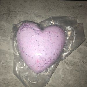 ASMR Heart chalk reform (crushing)